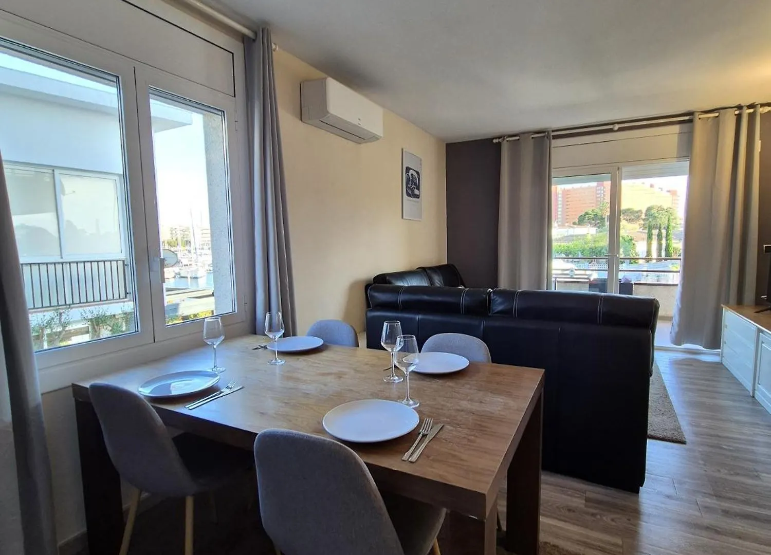 Apartamento Maya Roses 0*,